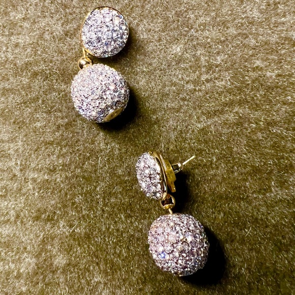 SWAROVSKI SIGNED CRYSTAL PAVE DROP EARRINGS - Picture 3 of 4